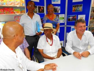 Maryse Condé at a book signing in Guadeloupe on 5 January 2019 - Photo: Évelyne Chaville