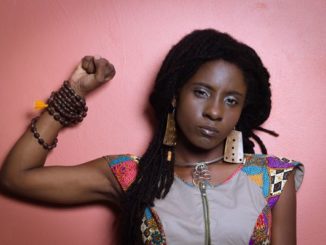 La estrella del reggae Janine Cunningham apodada Jah9