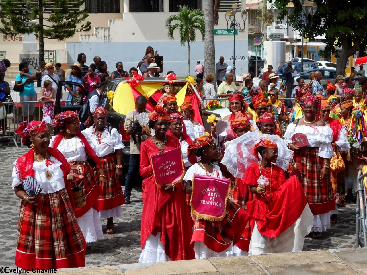 les-cuisini-res-de-la-guadeloupe-ont-c-l-br-en-grande-pompe-leurs-102