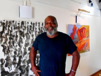 The famous painter Earl Darius Etienne from the island of Dominica (Photo: Évelyne Chaville)